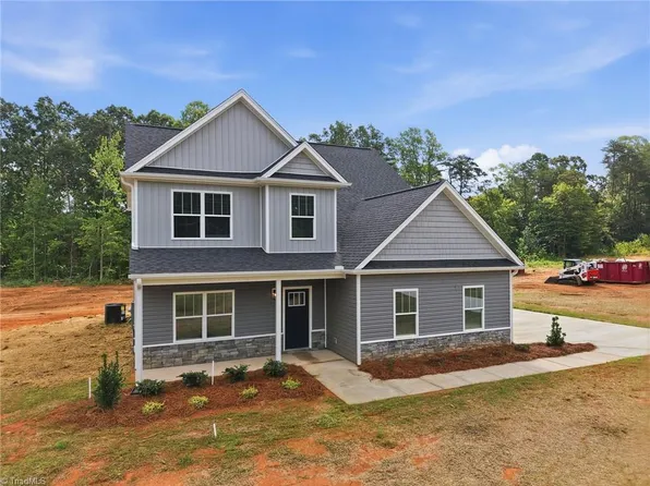 5918 N Church St, Greensboro, NC 27455