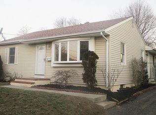 48 School St, Metuchen, NJ 08840