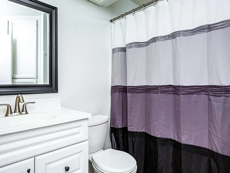 1217 Chesapeake Dr — Photo 2
