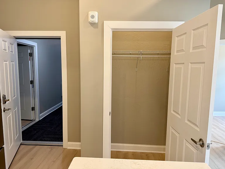 347-355 Main St #7 — Photo 3