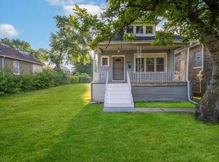 9131 S Blackstone Ave, Chicago, IL 60619