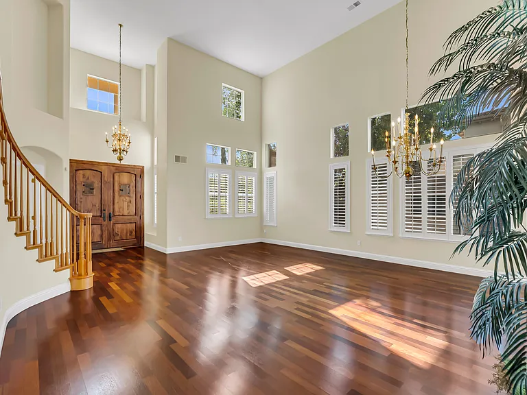 2144 Terrena Valley Dr — Photo 5