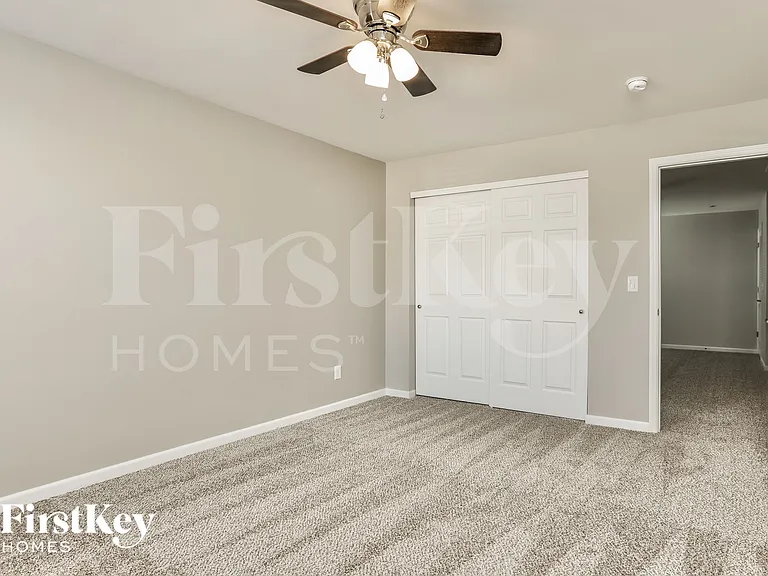 410 Covered Bridge Ln — Photo 12