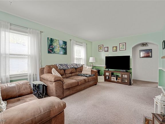 2nd image of 5079 Haverford Dr