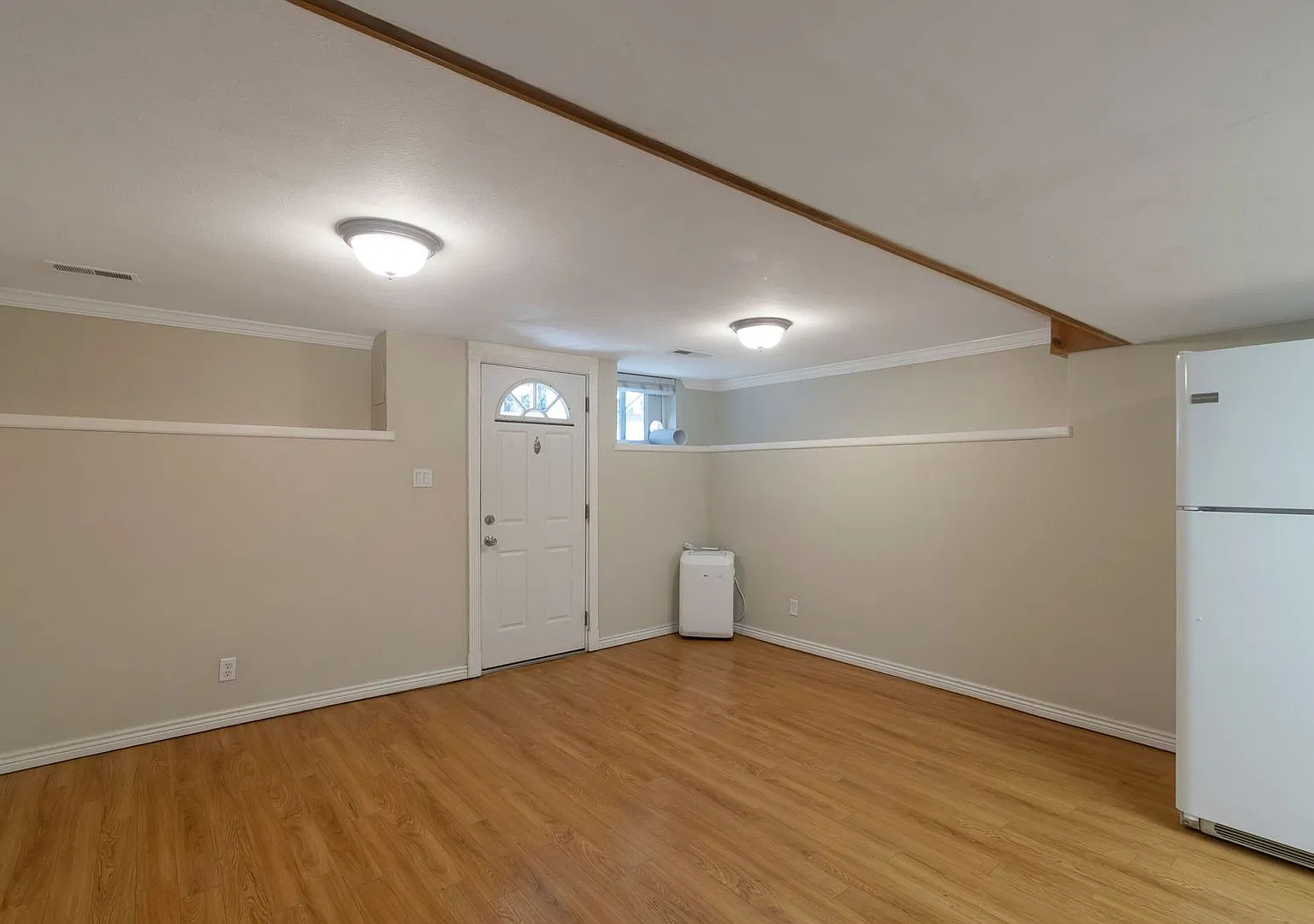 Cozy Basement Apartment in Orem — Photo 1