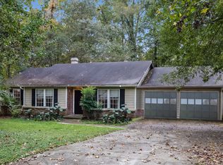 4265 Loveless Pl, Ellenwood, GA 30294