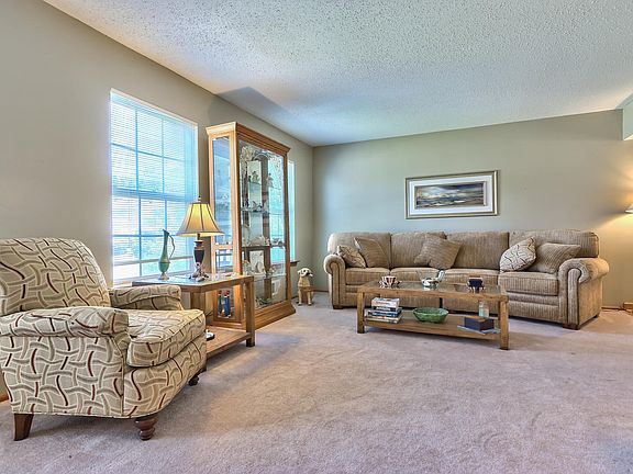 5th image of 931 McGuire Dr