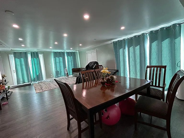 5259 Meridian Ave — Photo 26