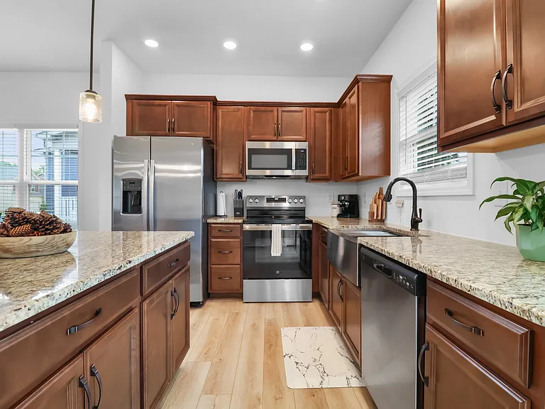 1150 Tybee Dr — Photo 11