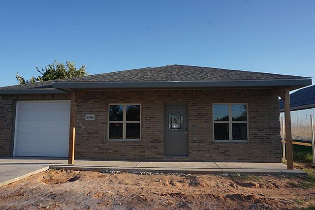 1st image of 1806 E California Ave