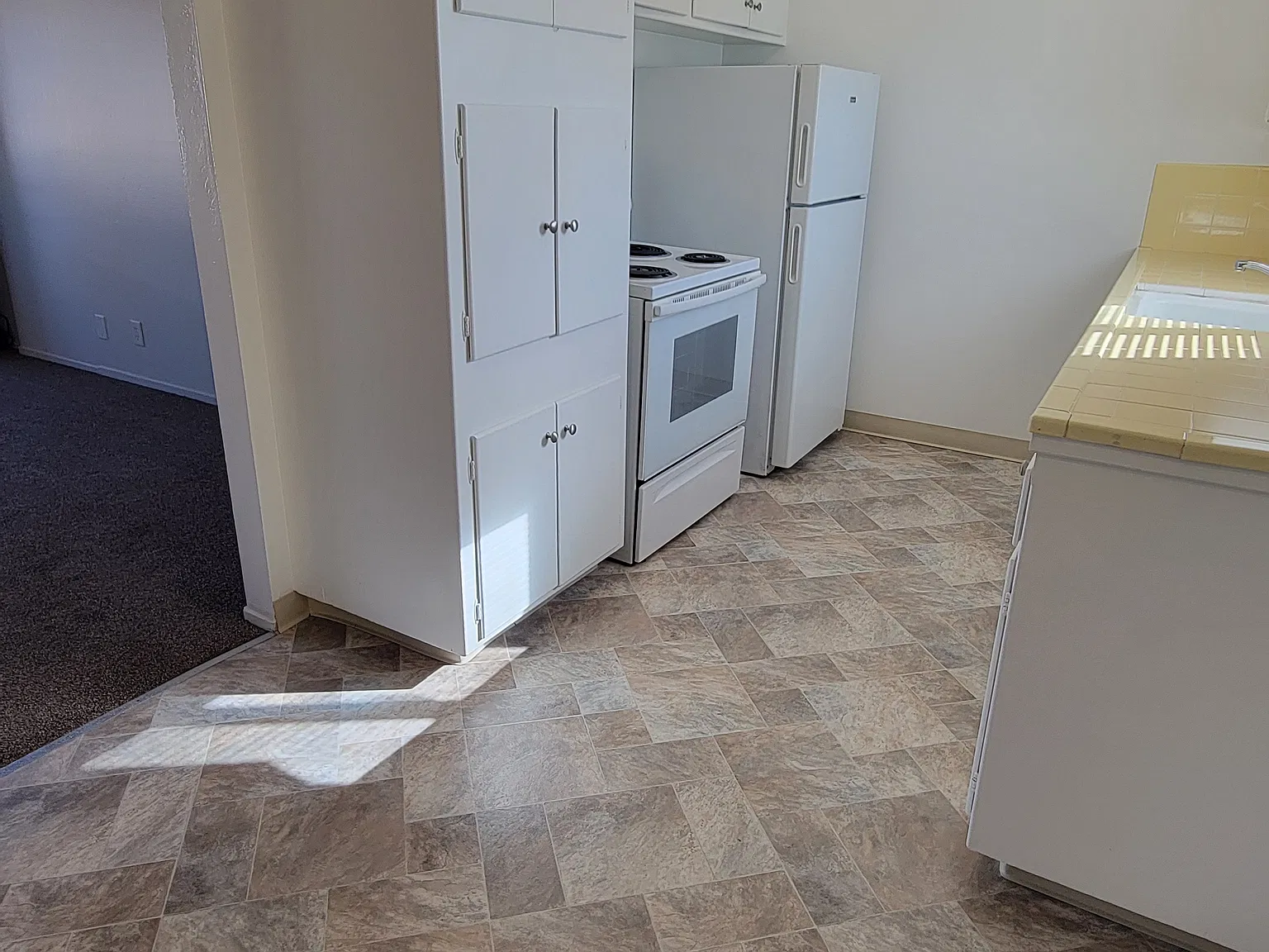 1 bed, $2,125 — Photo 2