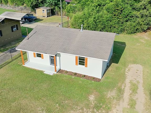 2nd image of 411 16th Ave S