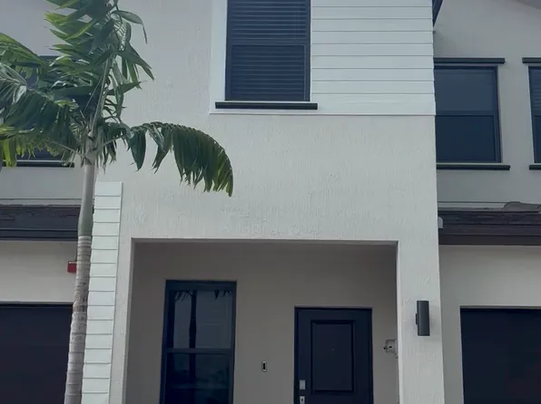 (undisclosed Address), Pembroke Pines, FL 33027