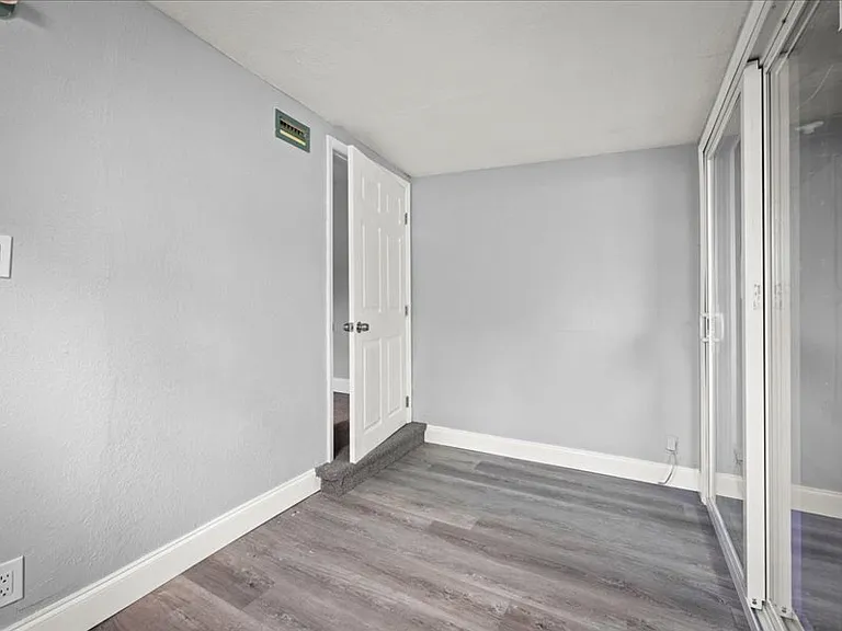 106 N Rodriquez St — Photo 4