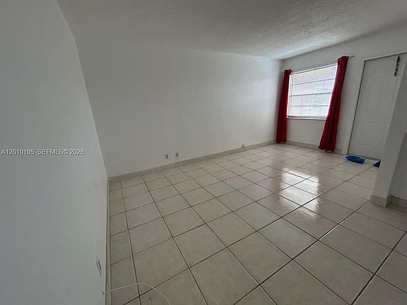 4th image of 2145 Pierce St APT 417