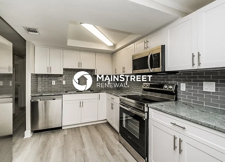 12906 Kings Manor Ave — Photo 5