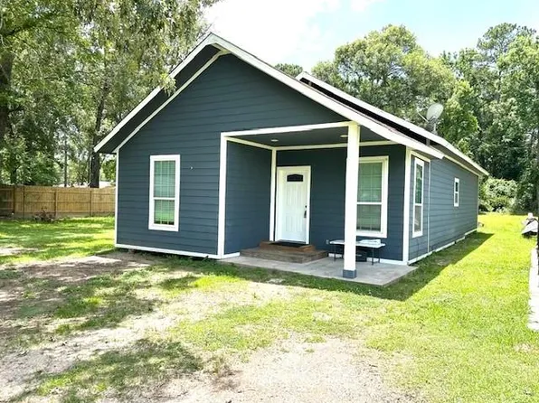17884 Crystalwood Ct, New Caney, TX 77357