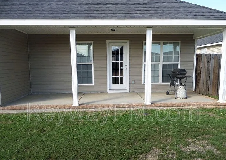 450 Lory Ln — Photo 10