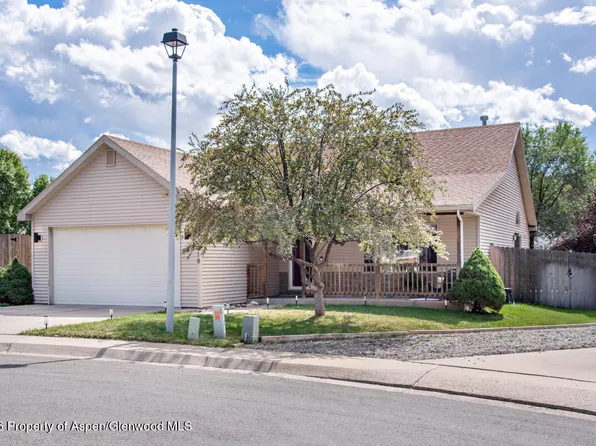 318 Mesquite Ct, New Castle, CO 81647