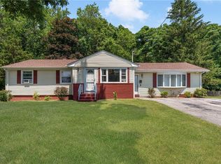105 Woodcrest Rd, Warwick, RI 02889