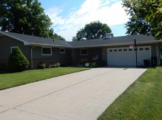 1514 Jackson St Beatrice NE 68310 Zillow