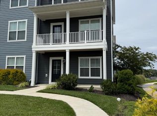 515 John Adams Dr, Christiansburg, VA 24073
