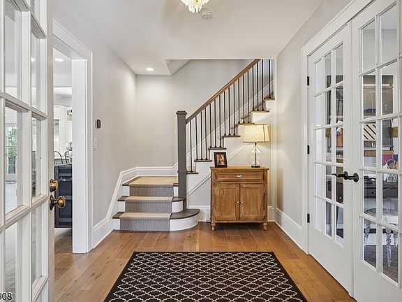 3rd image of 69 ELM ST