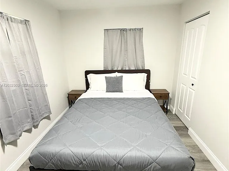 801 Brodhag Dr — Photo 8