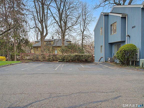 5th image of 300 Flax Hill Road #3