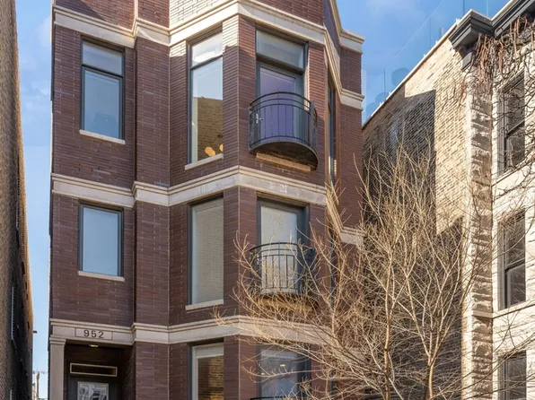 952 N Wolcott Ave #1, Chicago, IL 60622
