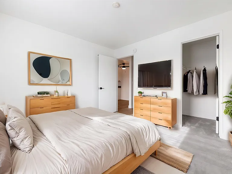 Summerhill Place Apartments — Photo 3