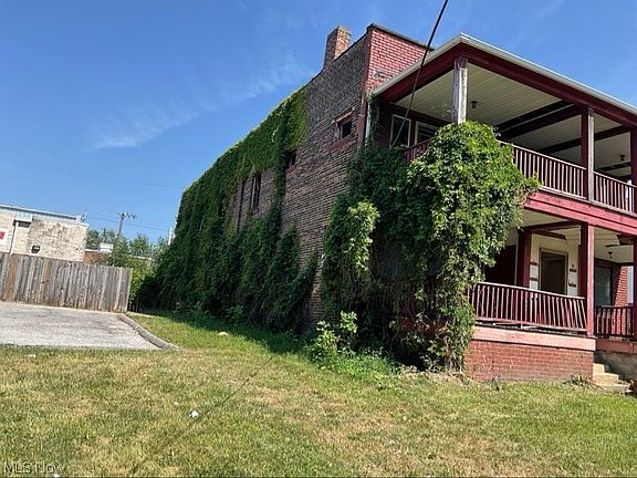 2nd image of 945 E 150th St