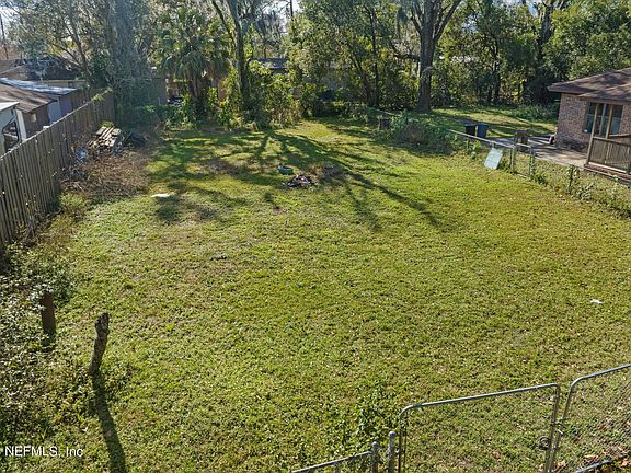 3rd image of 0 HAMMOND Boulevard
