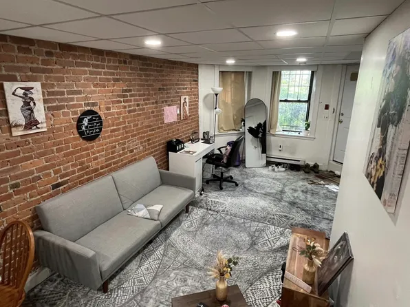 384 Riverway, Boston, MA