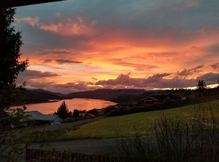 503 Columbia Dr, Lyle, WA 98635