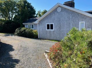 107 S Abbey Gate, Cotuit, MA 02635