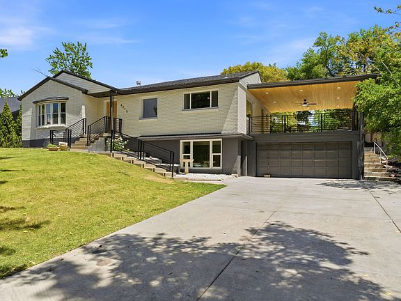 4th image of 4215 S Holladay Blvd