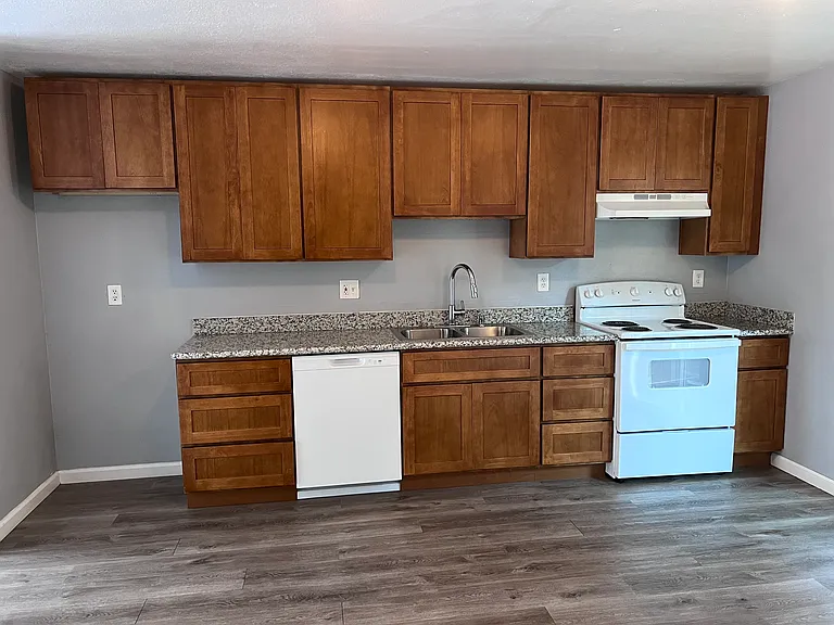 1313 Ensenada Dr #4 — Photo 1