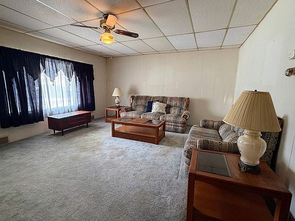 4th image of 206 2nd Street