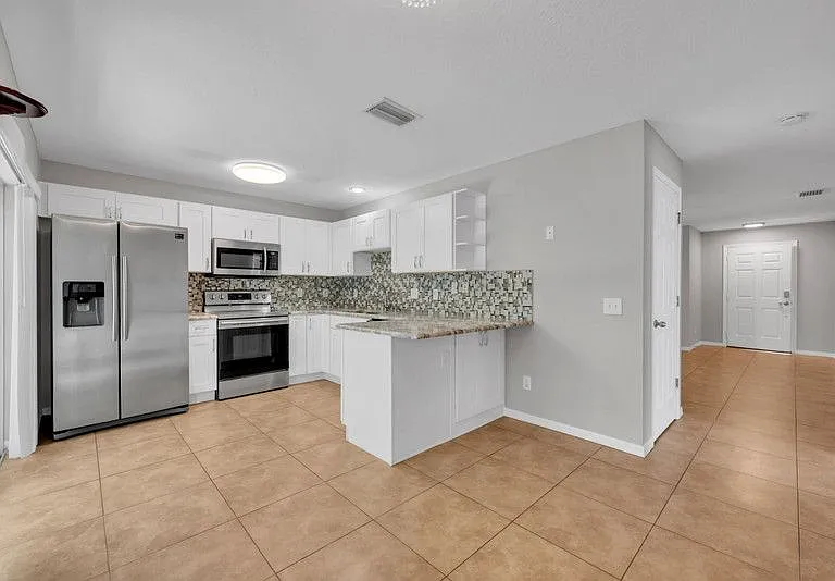 4729 White Bay Cir — Photo 13