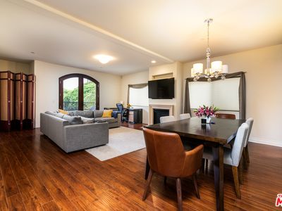 2486 S Centinela Ave APT 301, Los Angeles, CA, 90064