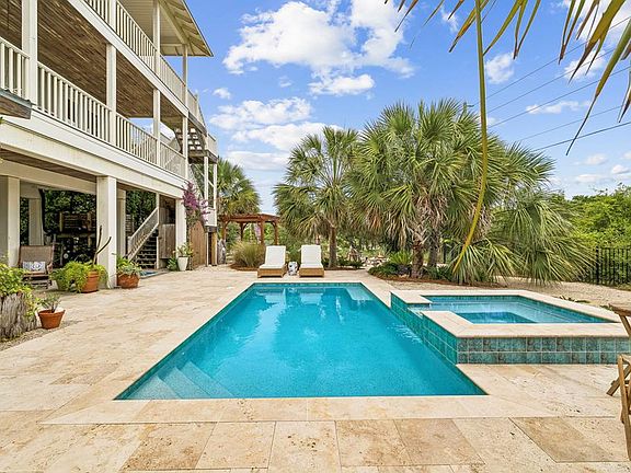 5th image of 1081 W Gulf Beach Dr
