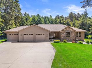 5011 Prairie Ridge Dr, Wisconsin Rapids, WI 54494
