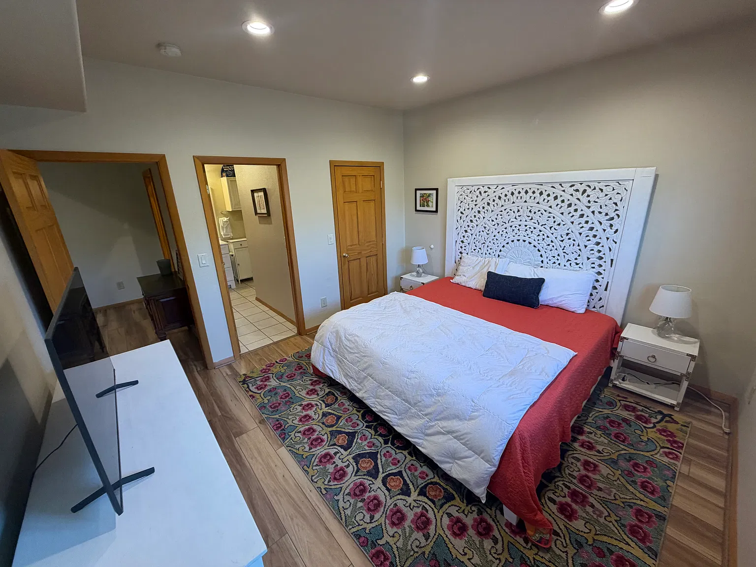 2 bed, 1400 sqft, $3,660 — Photo 1