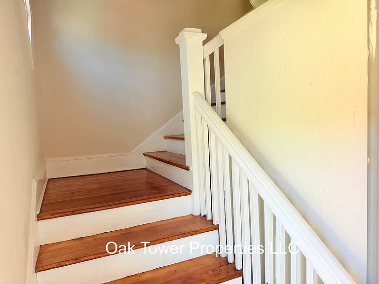 3301 Main St #A — Photo 2