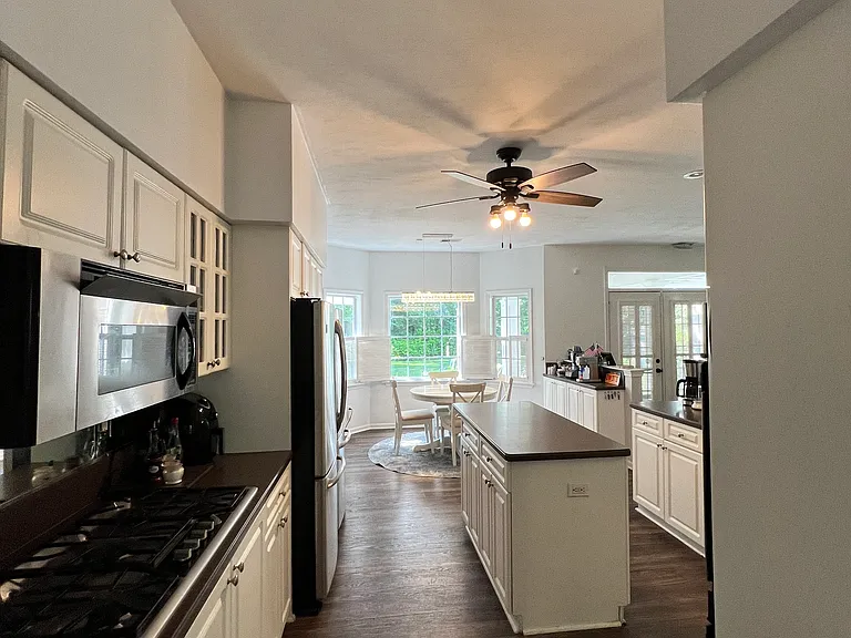 812 Bryson Arch — Photo 16