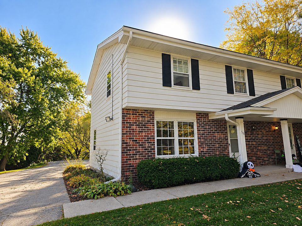 1st image of 570 Meadow Ct