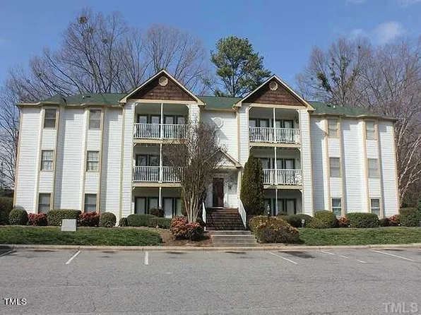 2020 Quaker Lndg APT 102, Raleigh, NC 27603