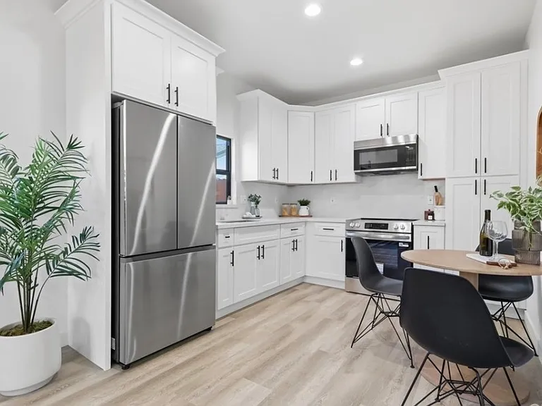 4421 Phelan Ave #A — Photo 8
