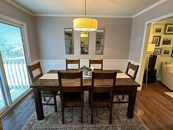 5th image of 10106 Crestmont Dr